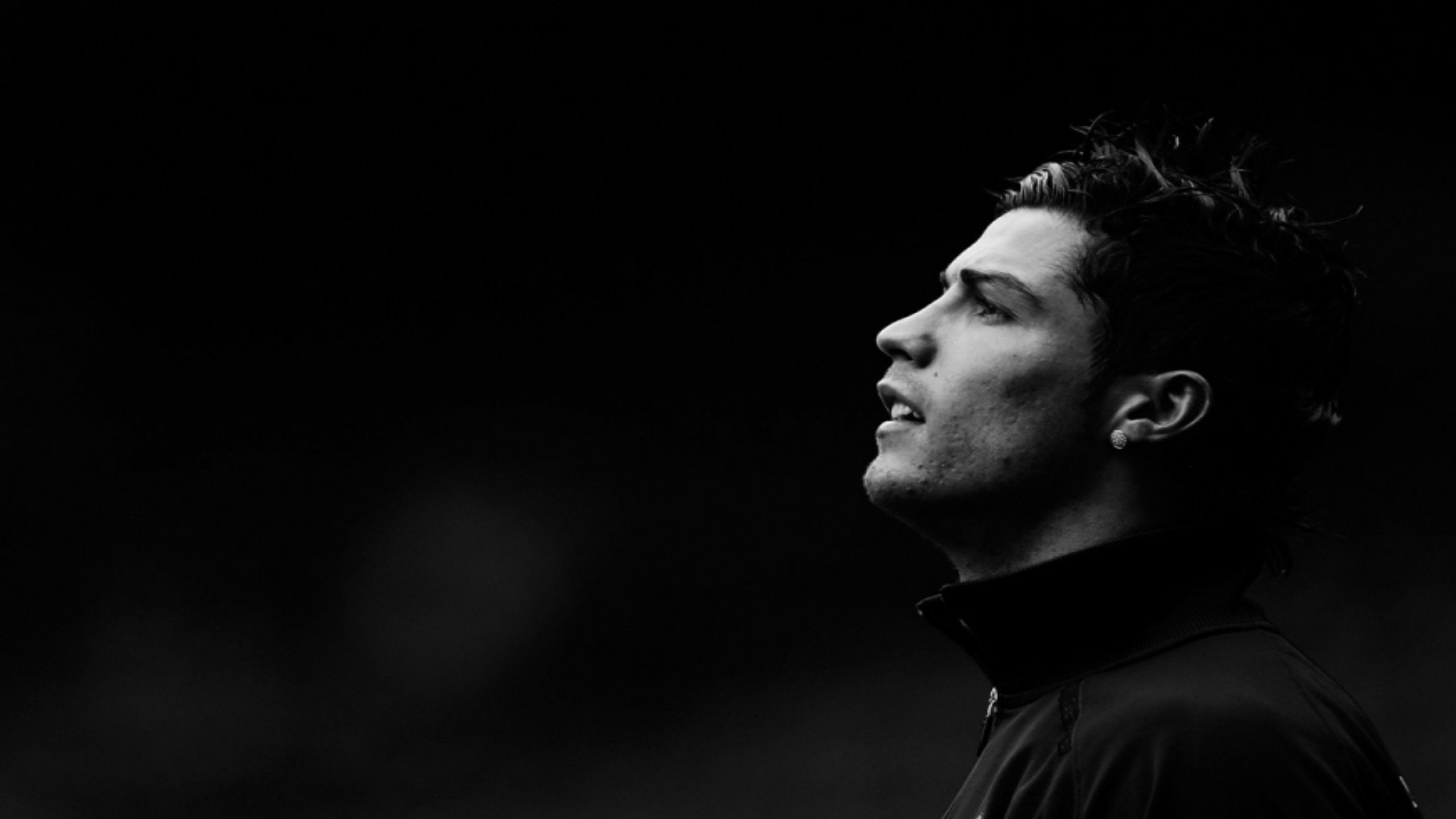 kaiyun体育登录-Faker三连击逆转湖人？布莱顿亚冠篮板制胜——体育世界的魔幻现实主义